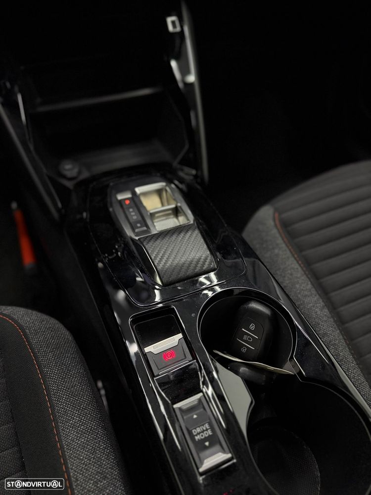 Peugeot e-2008 Active - 13