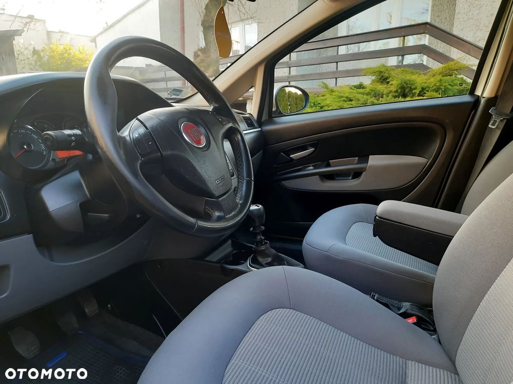 Fiat Linea 1.4 Fresh - 19