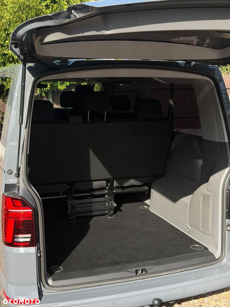 Volkswagen Caravelle 2.0 TDI L2 Comfortline DSG - 9