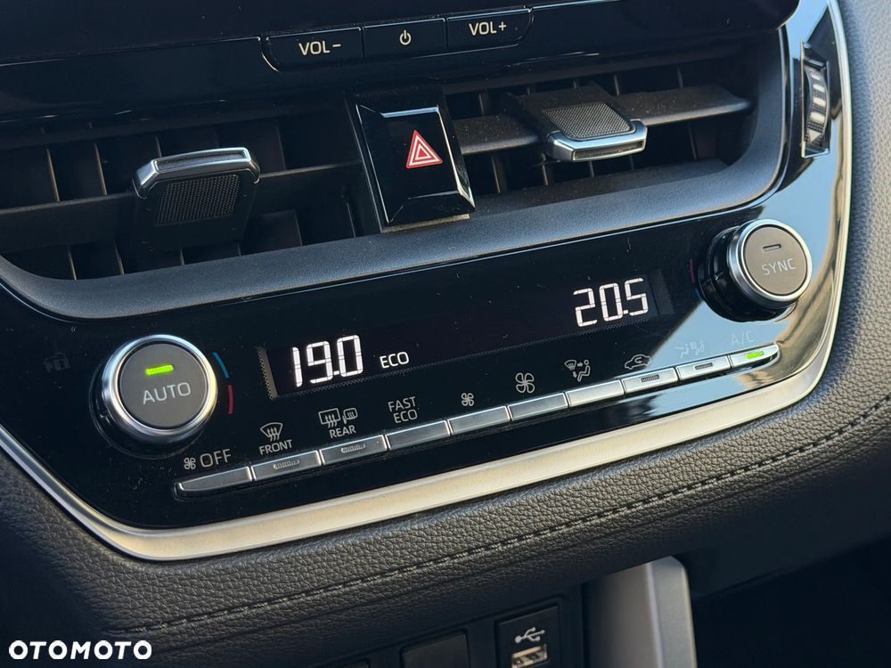 Toyota Corolla Cross 2.0 Hybrid Comfort - 20