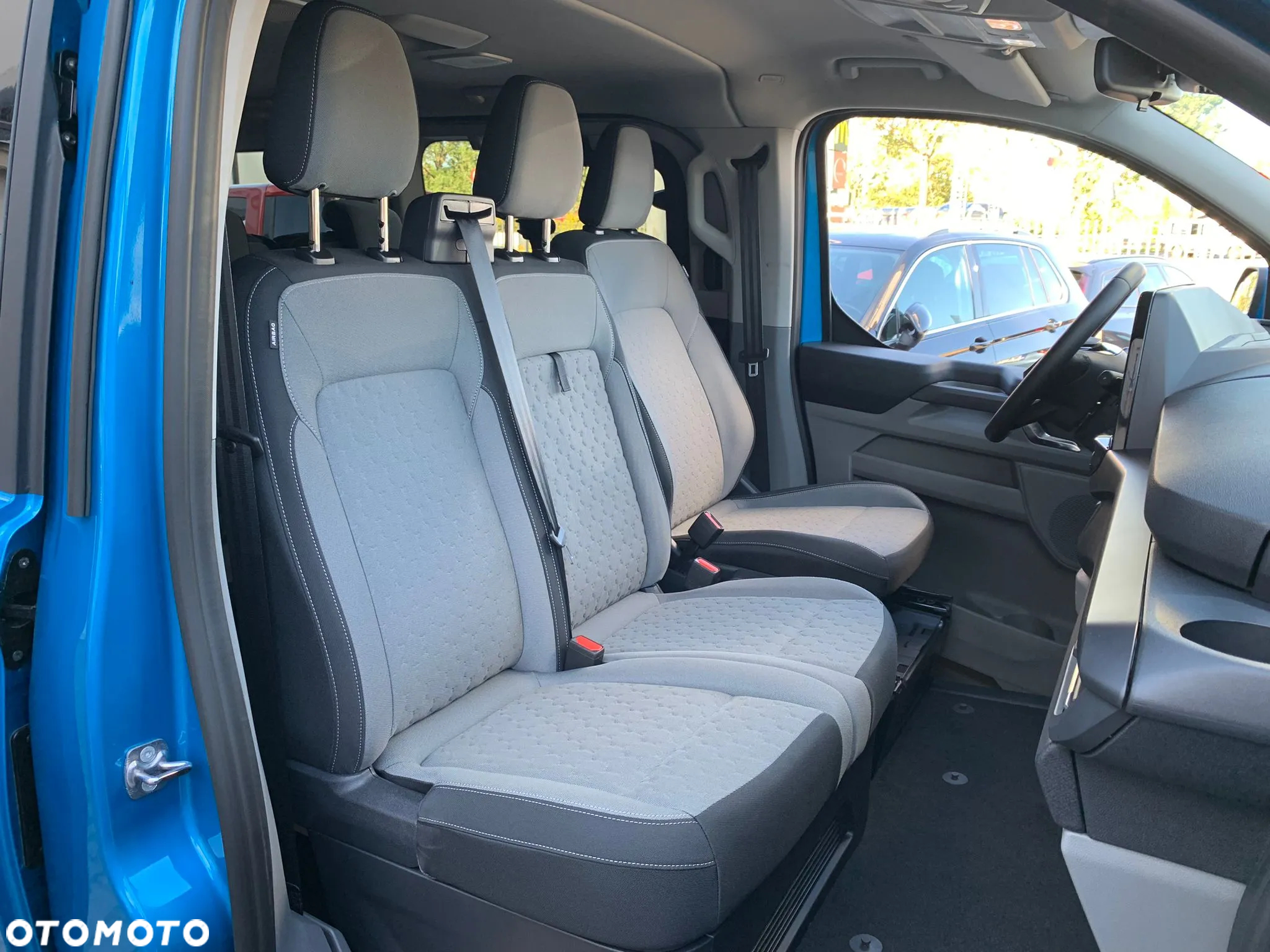 Ford Tourneo Custom 320 L2H1 VA Autm TitaniumX - 17