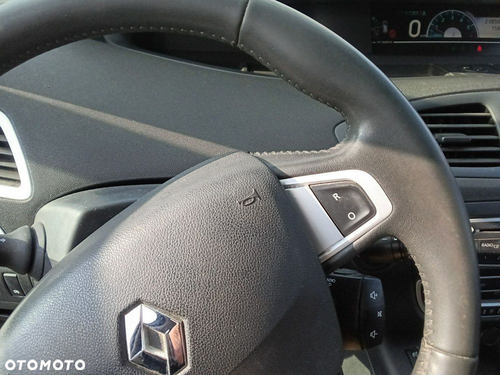 Renault Scenic - 21