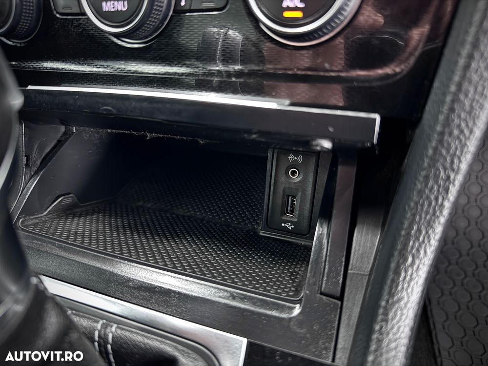 Volkswagen Golf GTD 2.0 TDI SCR DSG - 32