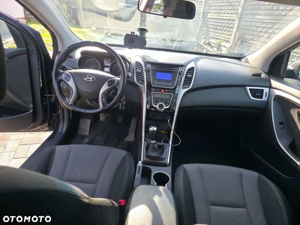 Hyundai i30 1.6 Comfort - 5