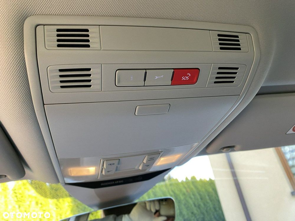 Volkswagen Passat 1.5 TSI EVO Essence - 30