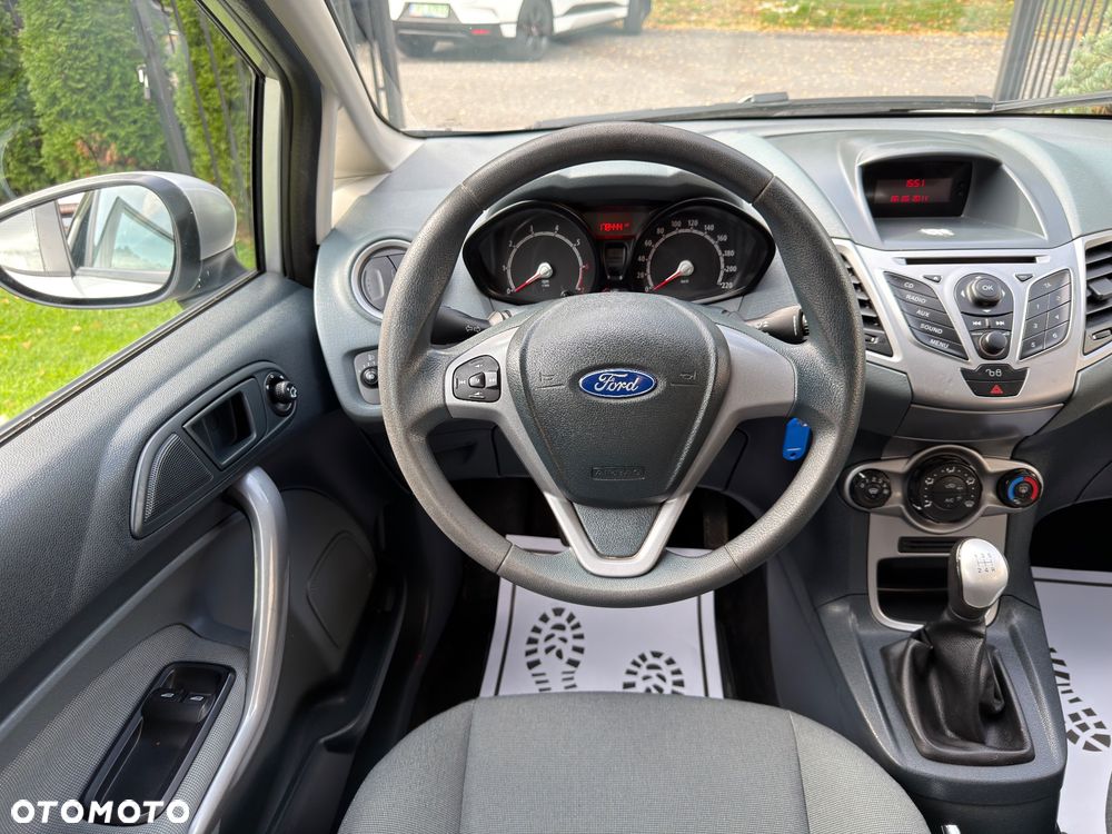 Ford Fiesta - 23