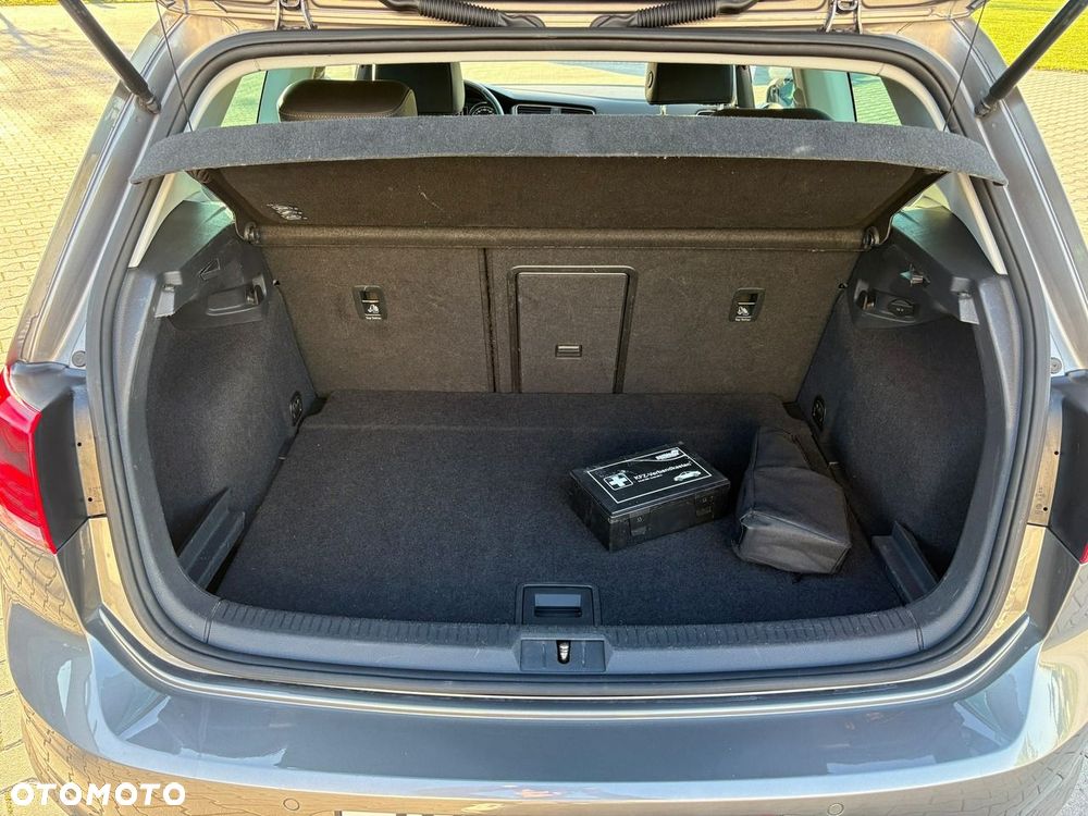Volkswagen Golf 1.4 TSI BMT Highline - 12