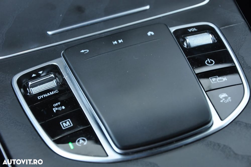 Mercedes-Benz GLC 300 d 4MATIC 9G-TRONIC AMG Line Plus - 27