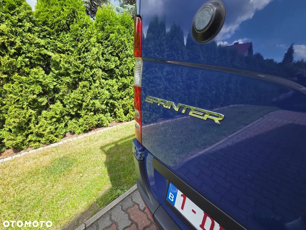Mercedes-Benz Sprinter - 19