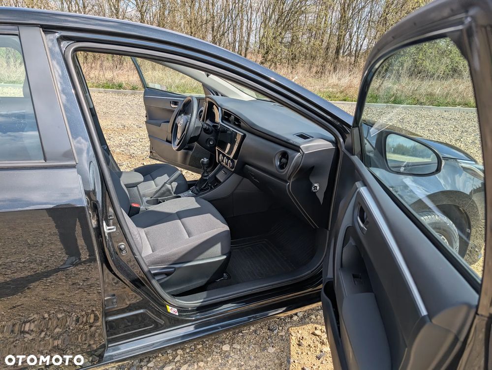 Toyota Corolla 1.6 Premium EU6 - 32