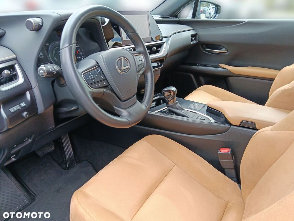 Lexus UX 250h GPF Business 2WD - 11