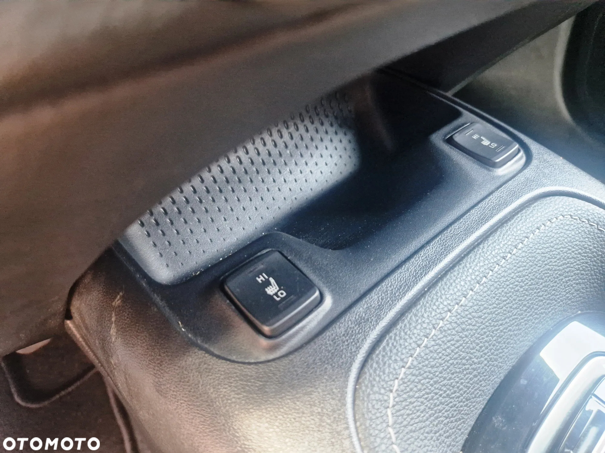 Toyota Corolla 1.8 Hybrid Style - 26