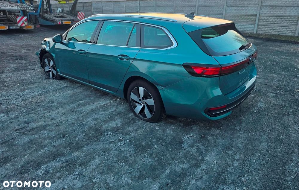 Volkswagen Passat 2.0 TDI EVO Essence DSG - 5