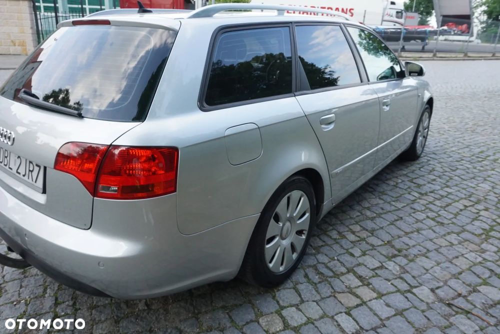 Audi A4 Avant - 5