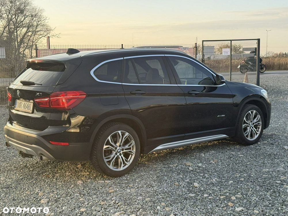BMW X1 xDrive28i - 5