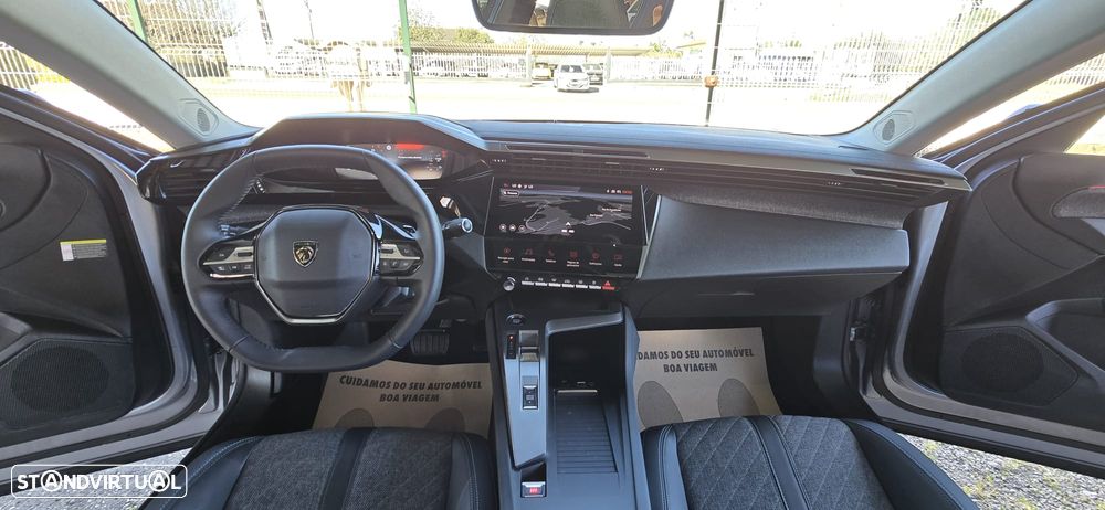 Peugeot 408 1.2 PureTech Allure Pack EAT8 - 17
