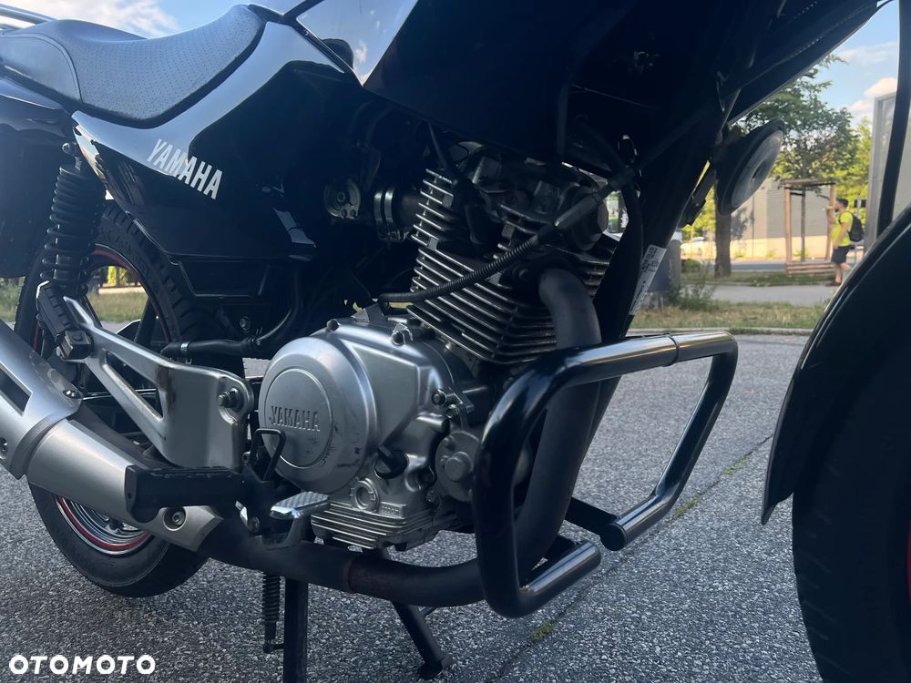 Yamaha YBR - 12
