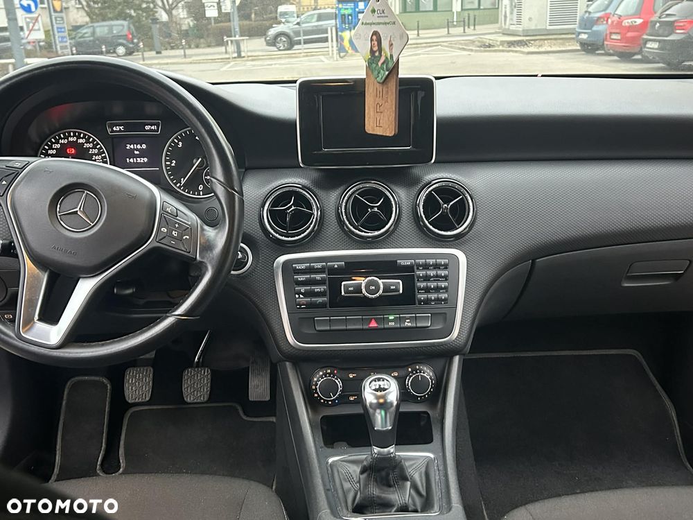 Mercedes-Benz Klasa A 180 CDI (BlueEFFICIENCY) - 4