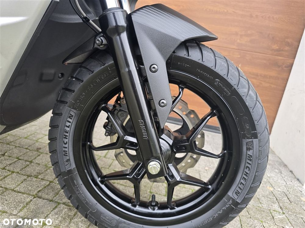 Aprilia SR - 23