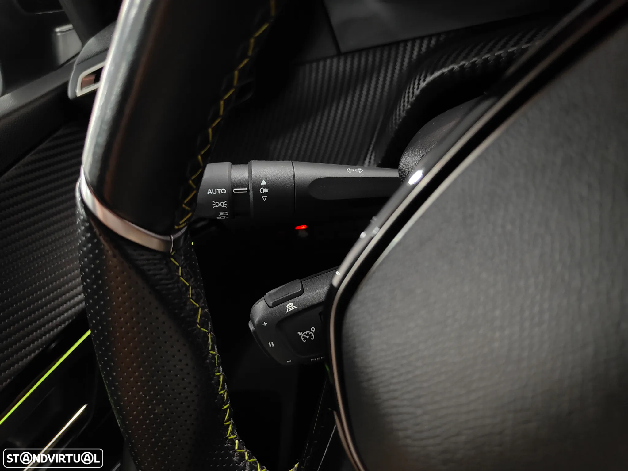 Peugeot 208 1.2 PureTech GT Line - 49