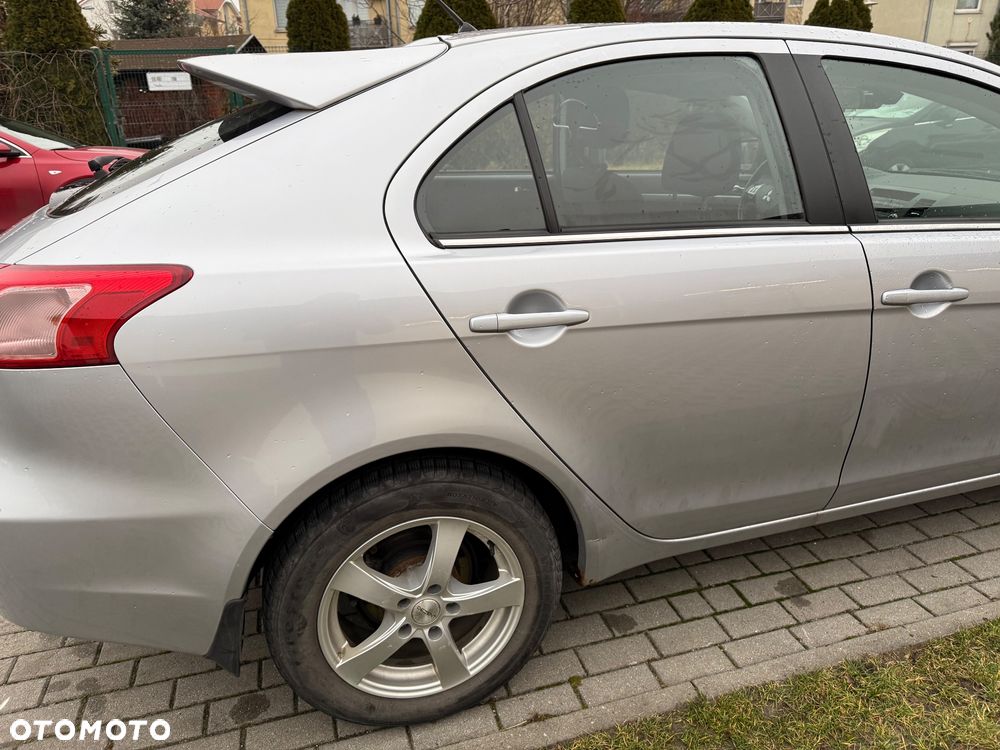 Mitsubishi Lancer 1.8 Invite CVT - 13