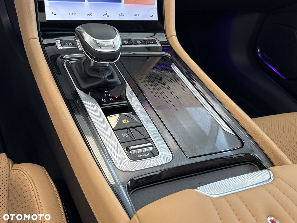 Hongqi H5 2.0T Comfort - 17