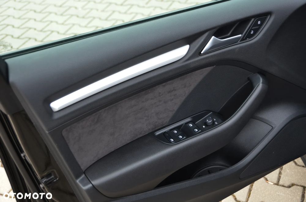 Audi A3 Sportback - 36