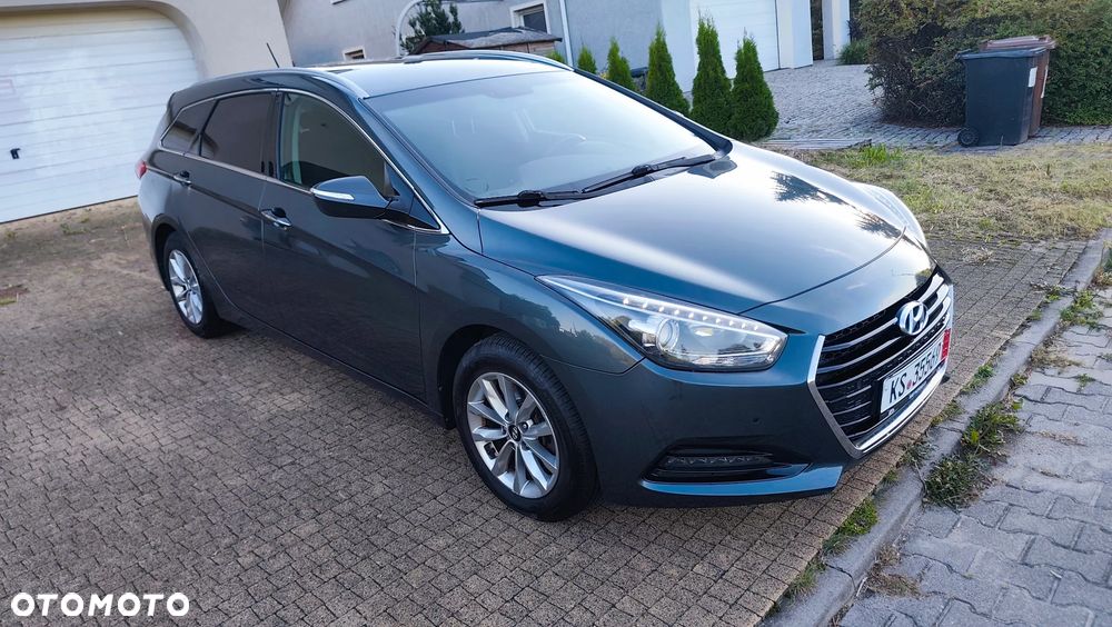 Hyundai i40 Kombi 1.7 CRDi Premium - 38