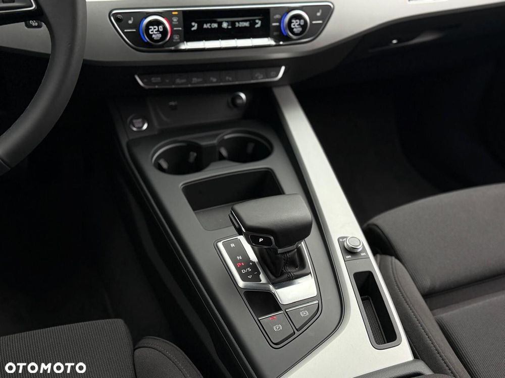 Audi A4 Allroad - 31