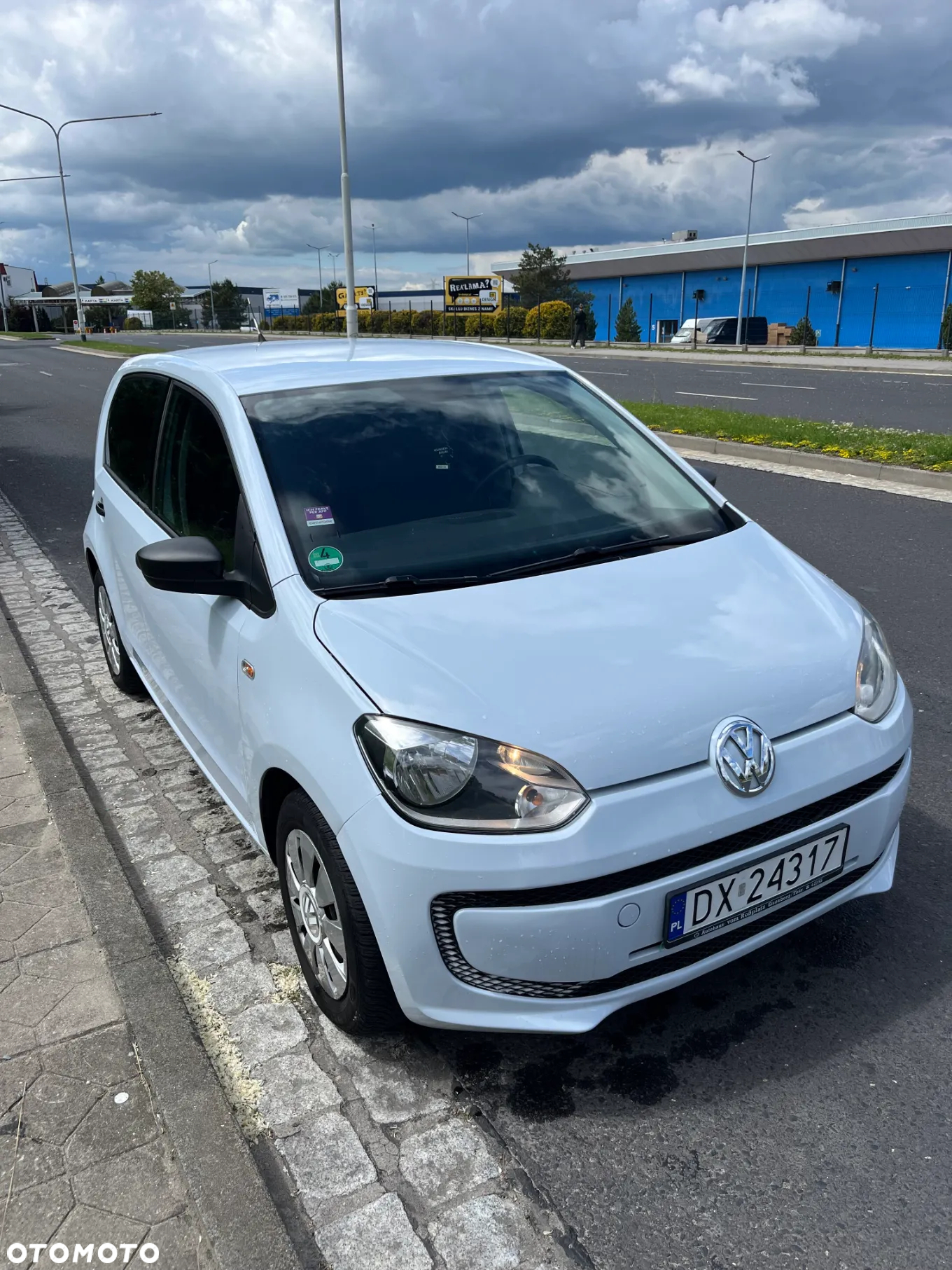 Volkswagen up! - 8