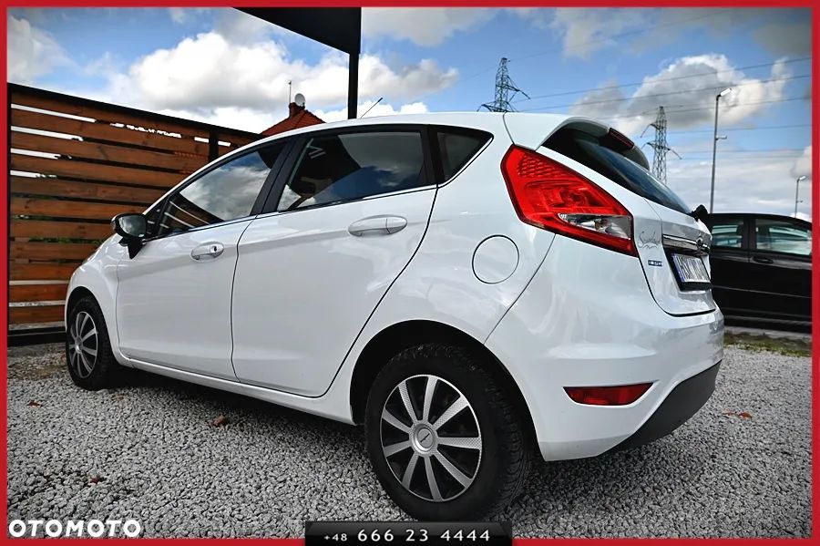 Ford Fiesta 1.4 Titanium - 9