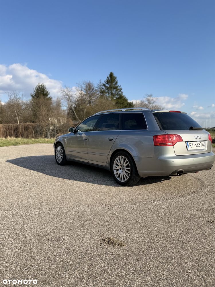 Audi A4 Avant - 4