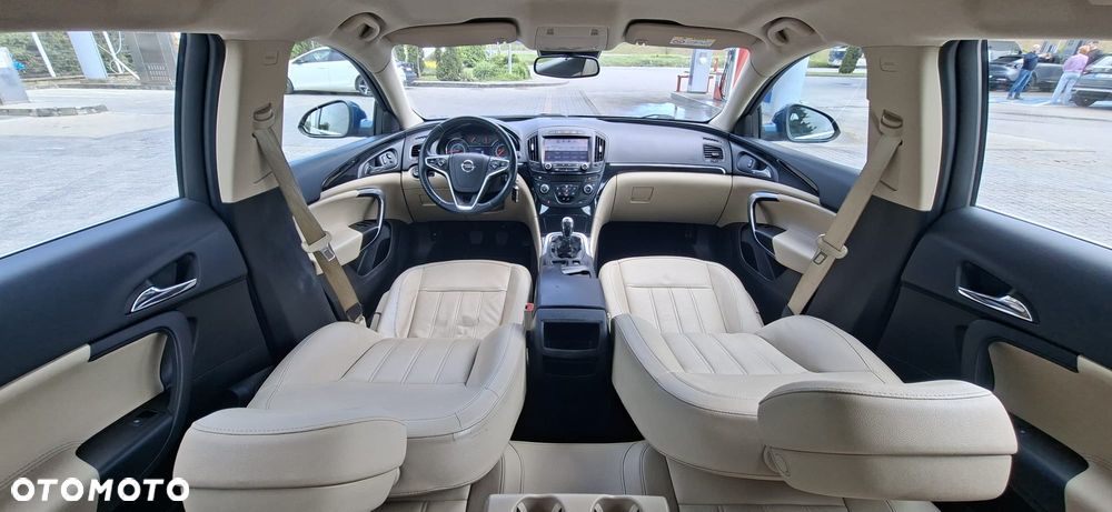 Opel Insignia 1.6 T Cosmo S&S - 9