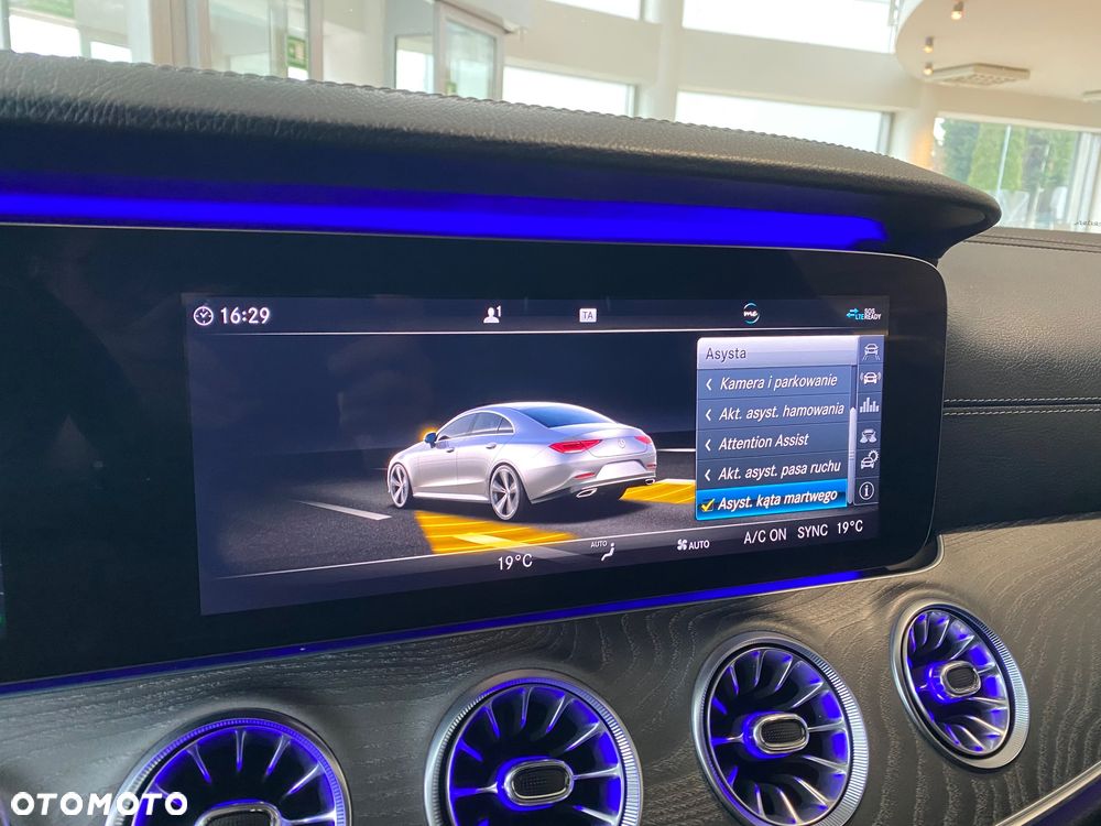 Mercedes-Benz CLS - 26