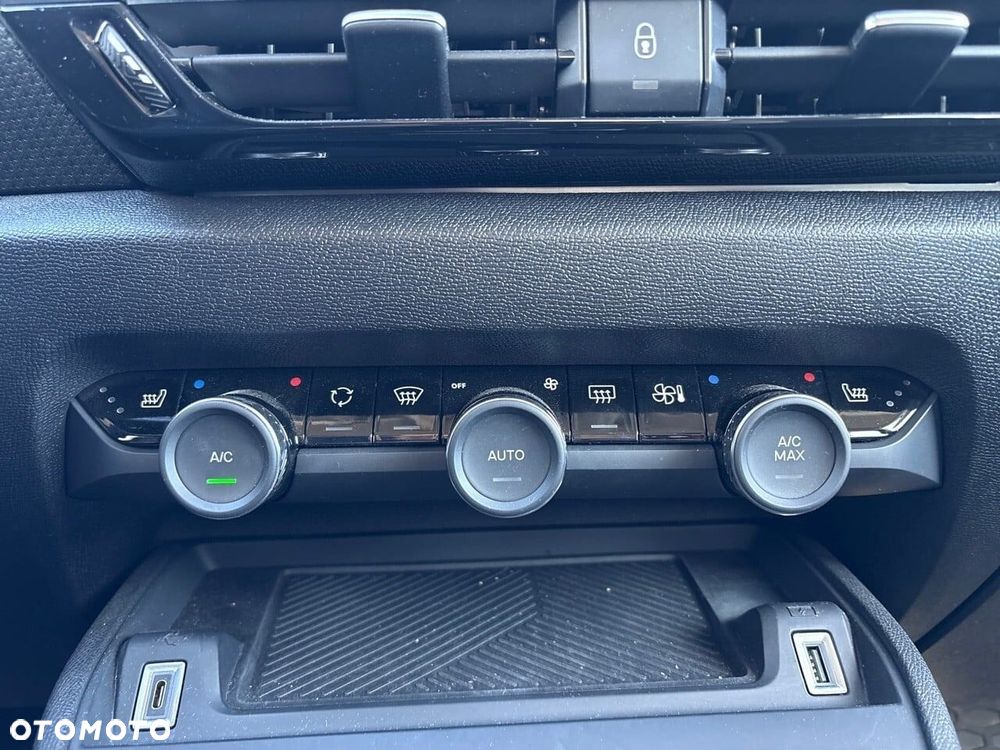 Citroën C4X 1.2 PureTech Max S&S EAT8 - 17