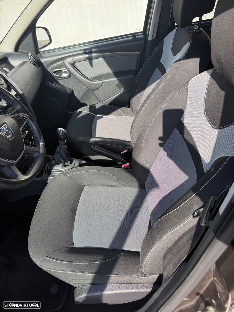 Dacia Duster 1.5 dCi Prestige - 8
