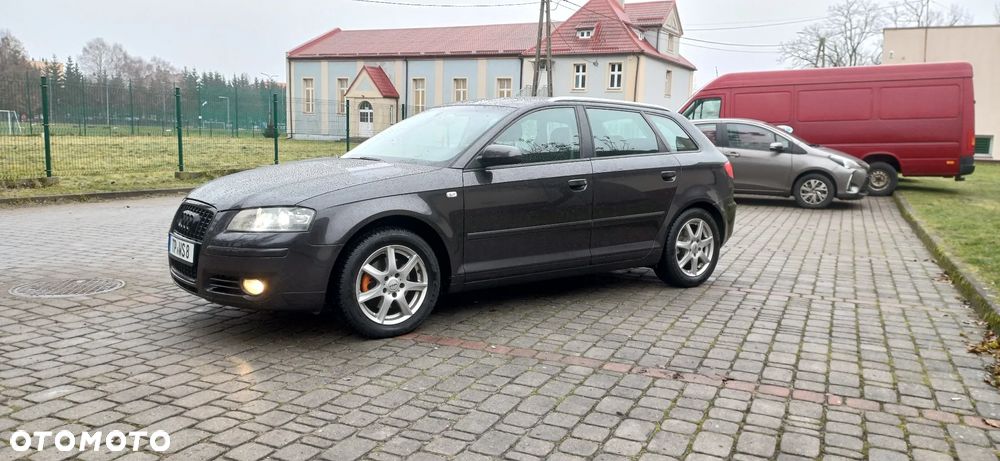Audi A3 Sportback 2.0 TDI DSG S line Sportpaket plus - 16