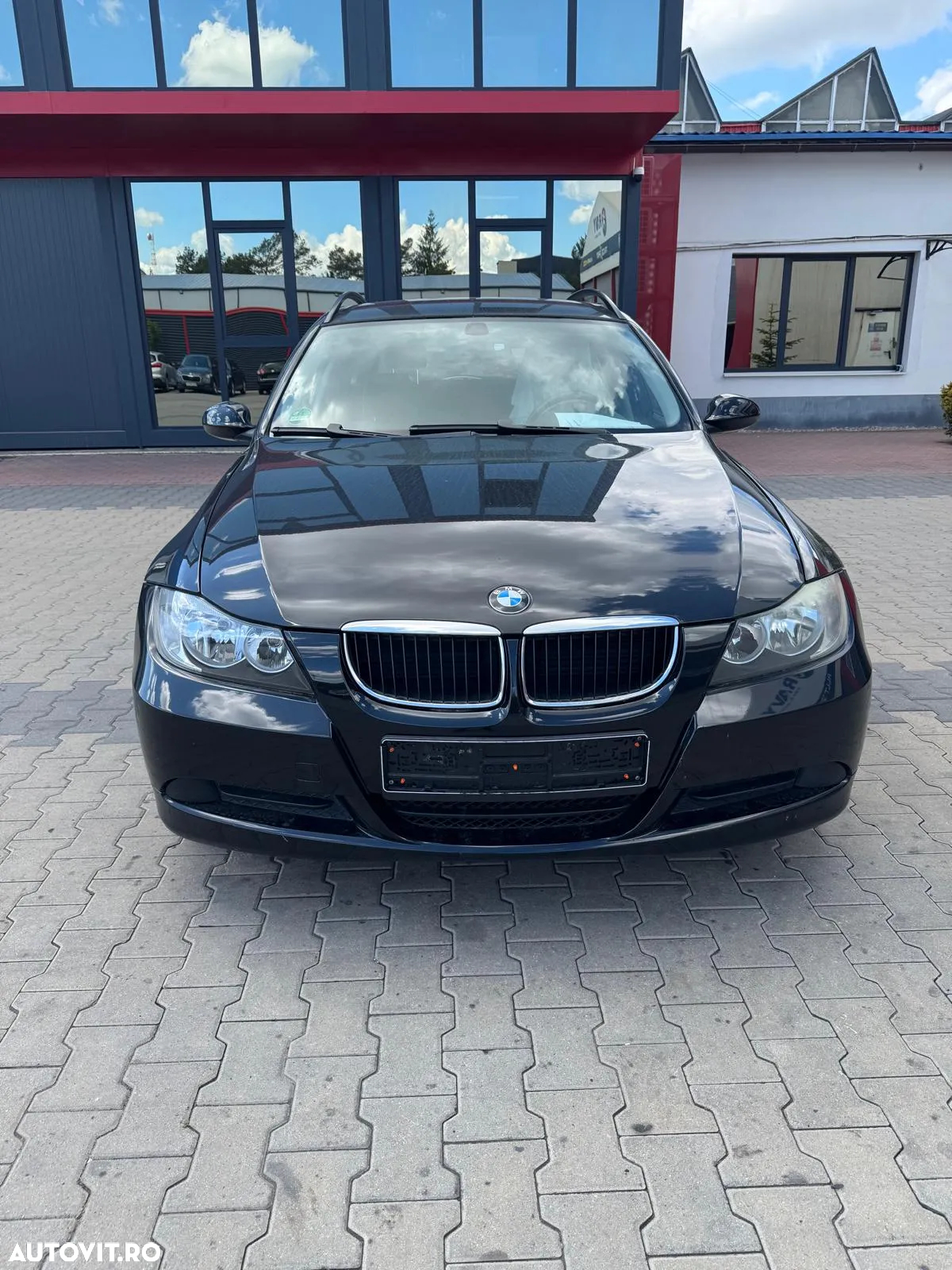 BMW Seria 3 318i Touring Edition Lifestyle - 3