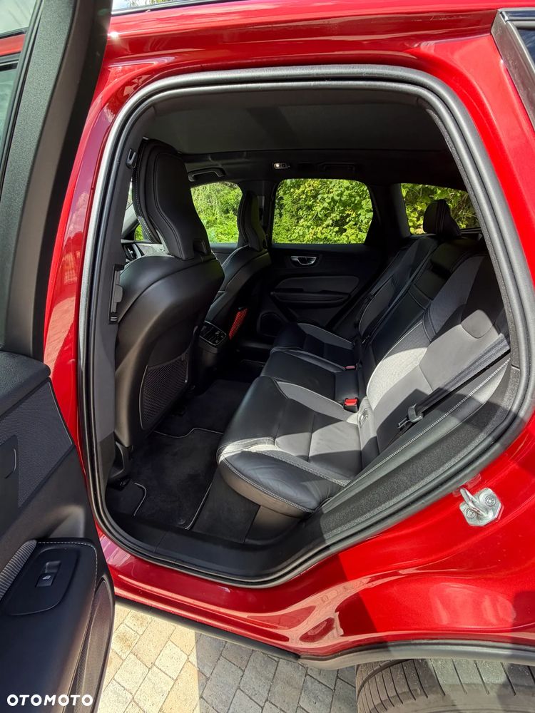 Volvo XC 60 B4 D AWD R-Design - 7