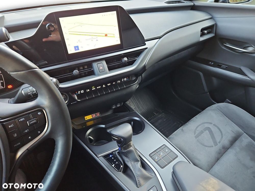 Lexus UX 250h GPF Business 2WD - 13