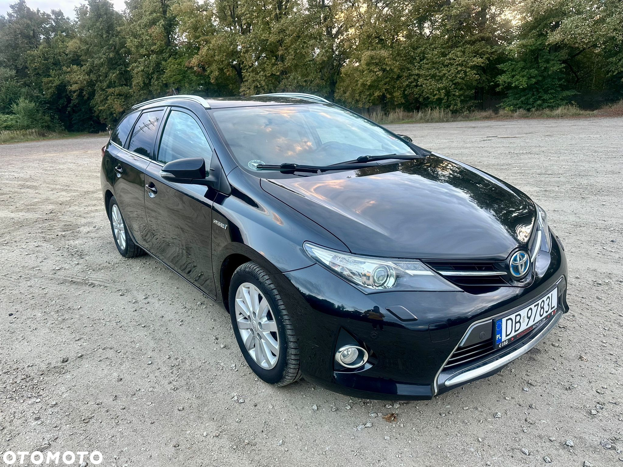 Toyota Auris 1.8 VVT-i Hybrid Automatik Touring Sports Edition - 3