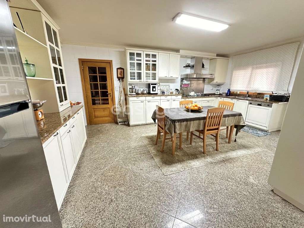 Magnifica Quinta de Luxo T5 muito bem localizada em Vila Flor - Grande imagem: 3/22