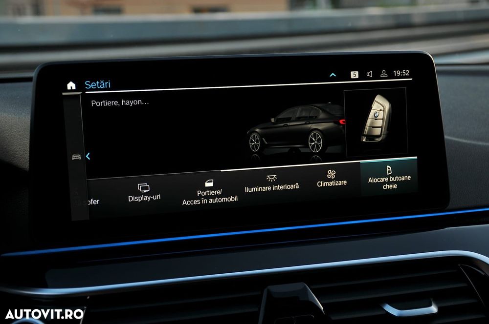 BMW Seria 5 520i AT MHEV - 27