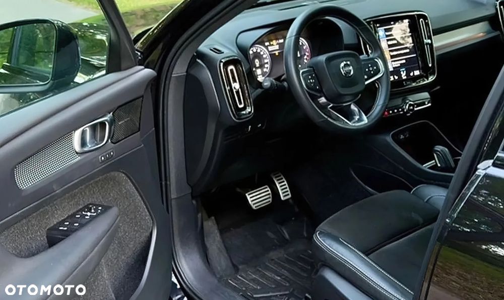 Volvo XC 40 T5 AWD R-Design - 7