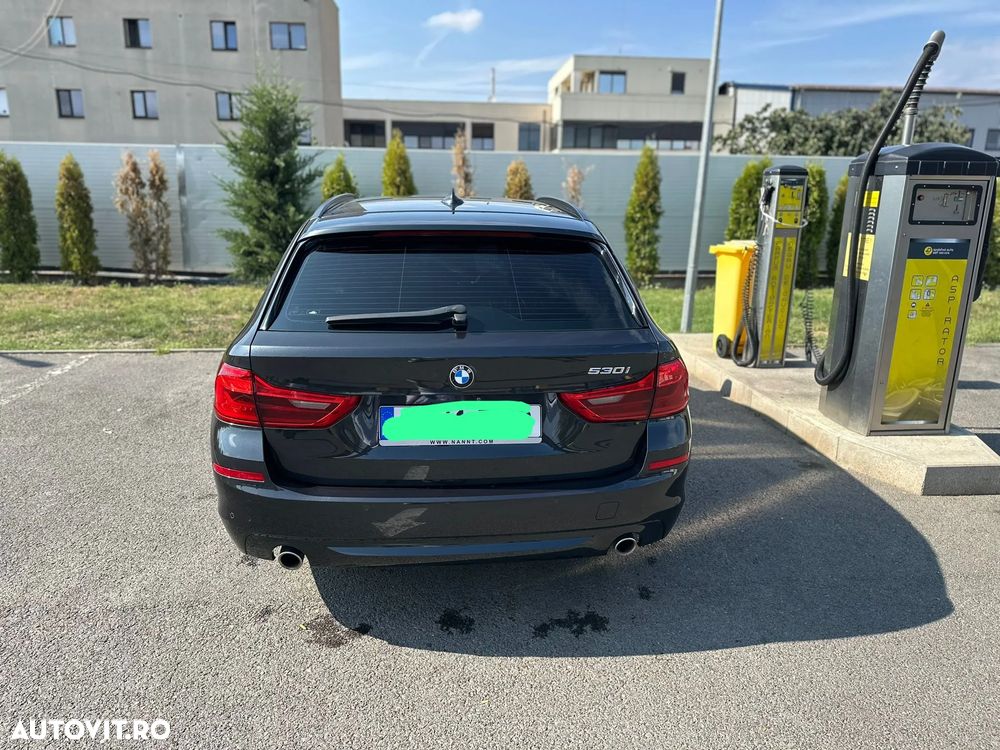 BMW Seria 5 530i AT - 5
