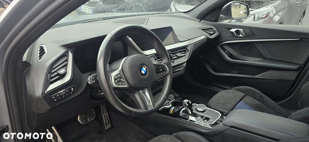 BMW Seria 1 120i Edition Colorvision - 28