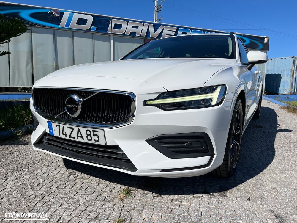 Volvo V60 2.0 D3 Momentum Plus - 17