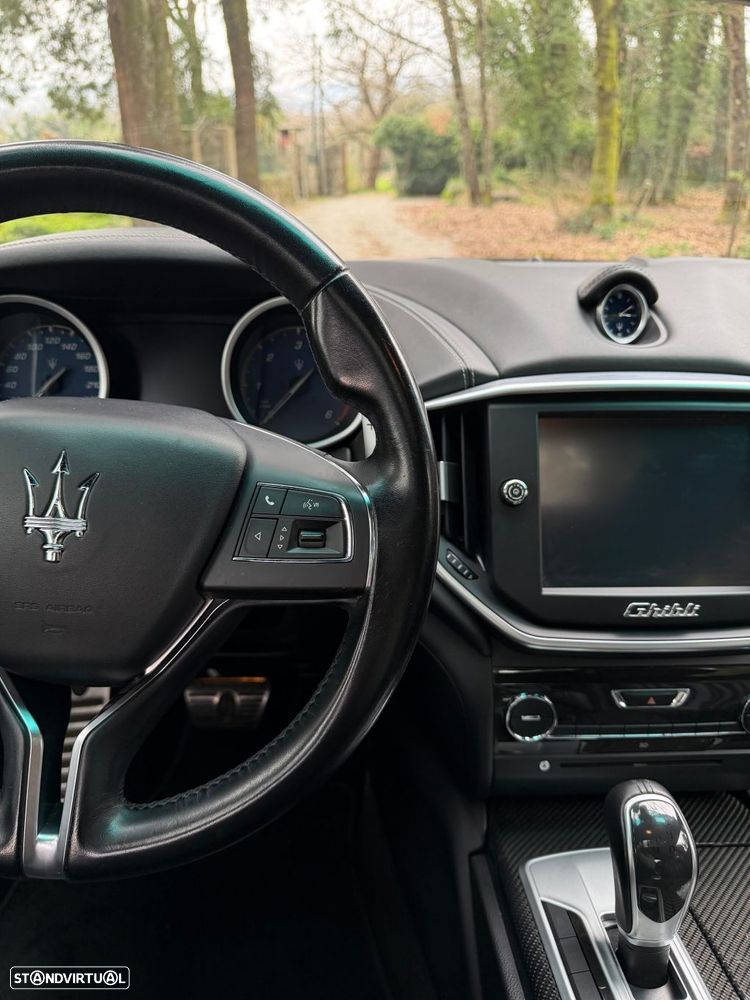 Maserati Ghibli 3.0 V6 GranLusso - 15