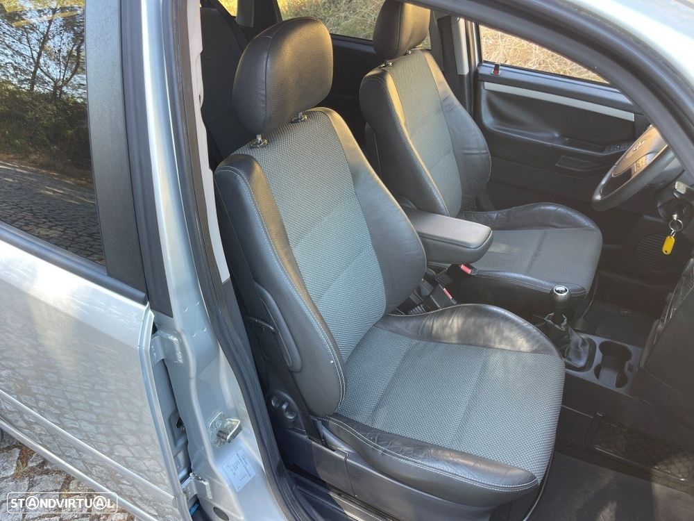 Opel Meriva 1.3 CDTI Cosmo - 35