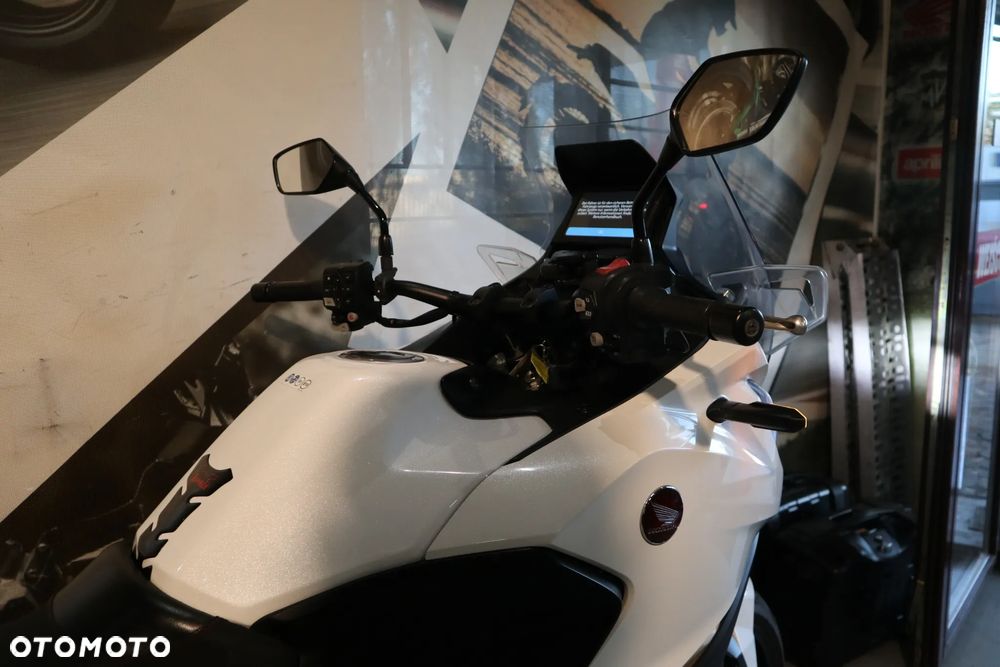 Honda NT - 7